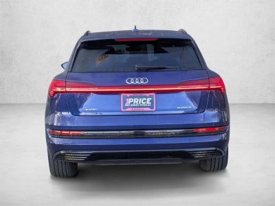 2022 Audi e-tron Premium quattro