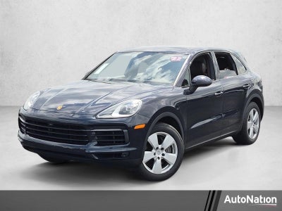 2022 Porsche Cayenne Base