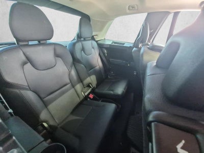2022 Volvo XC90 Recharge Plug-In Hybrid T8 Inscription Expression 7 Passenger