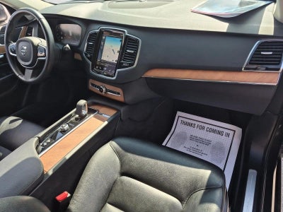 2022 Volvo XC90 Recharge Plug-In Hybrid T8 Inscription Expression 7 Passenger