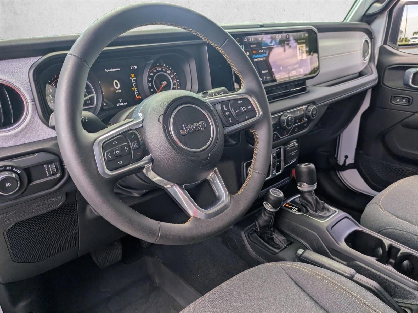 2024 Jeep Wrangler 4-Door Sahara 4x4