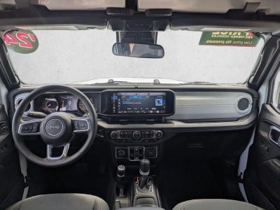 2024 Jeep Wrangler 4-Door Sahara 4x4