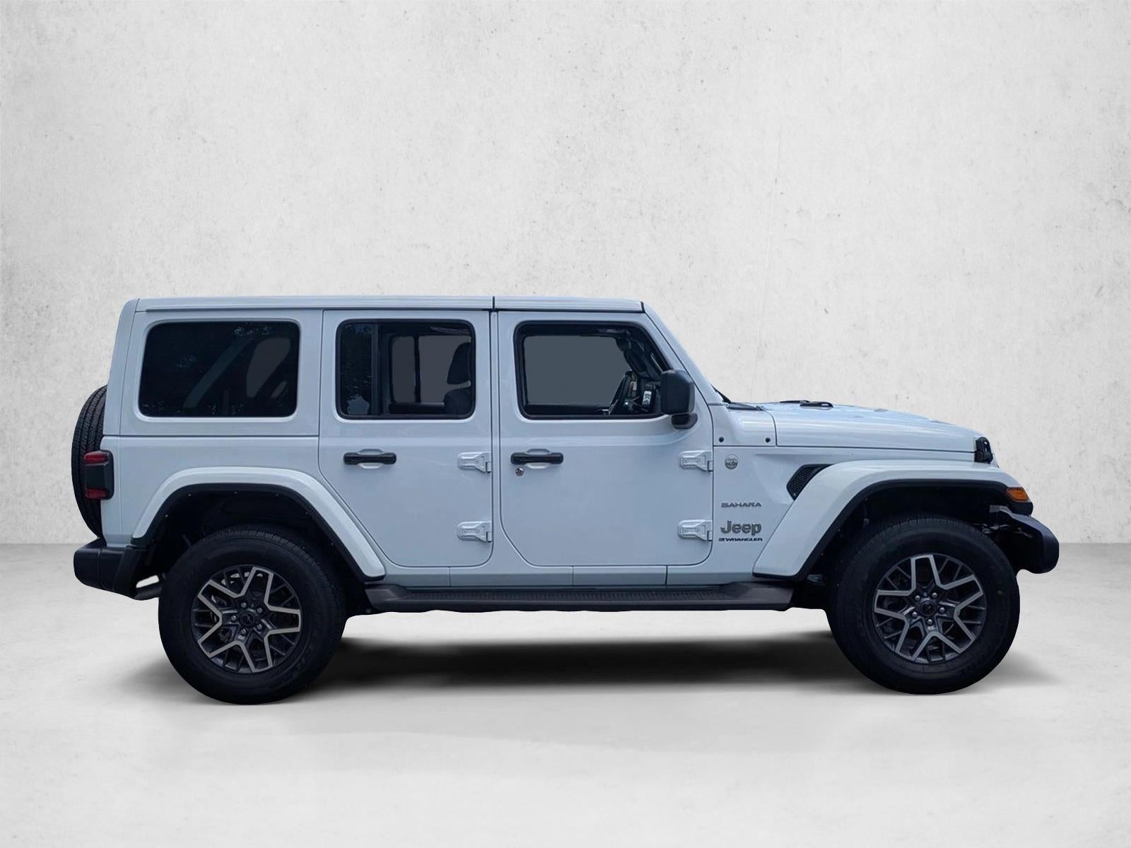 2024 Jeep Wrangler 4-Door Sahara 4x4