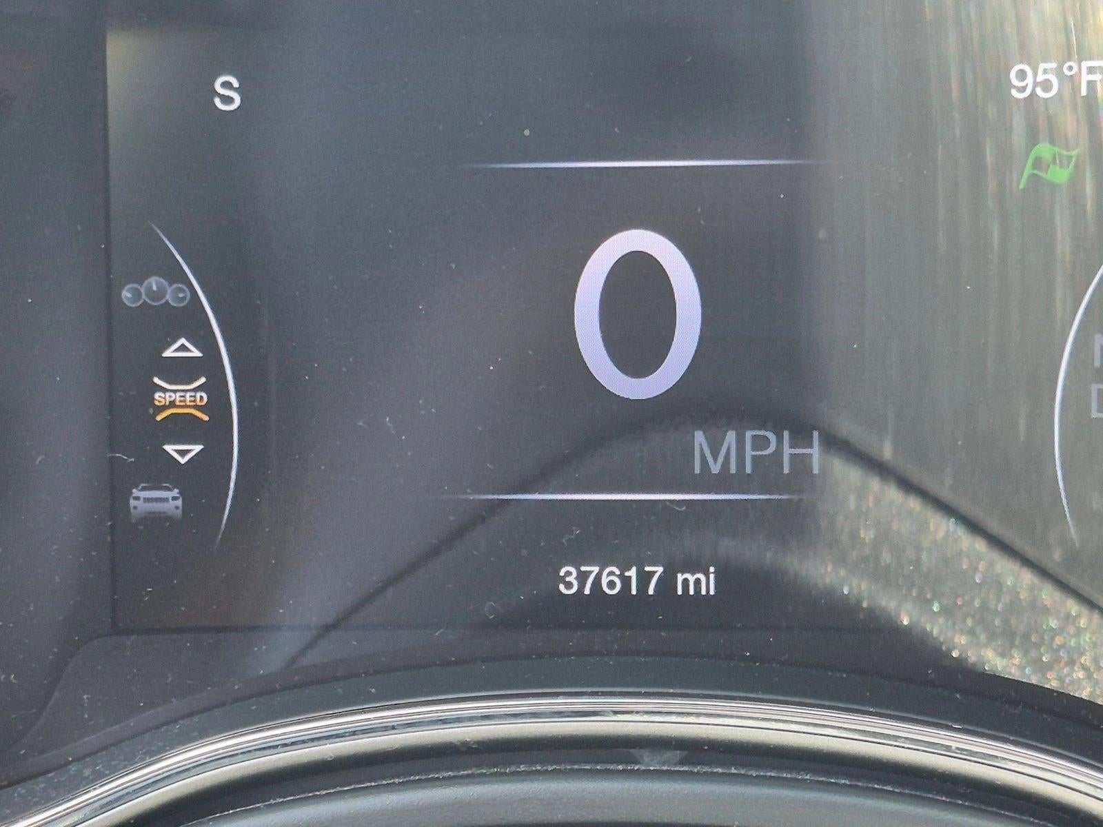 2019 Jeep Grand Cherokee Altitude 4x2