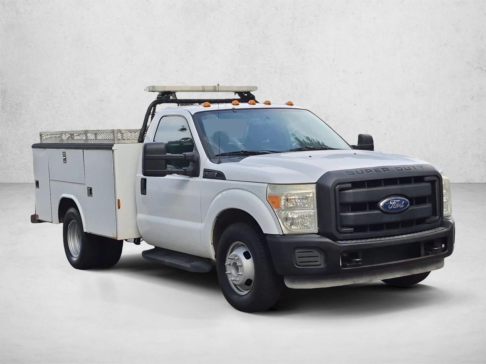 2016 Ford Super Duty F-350 DRW XL
