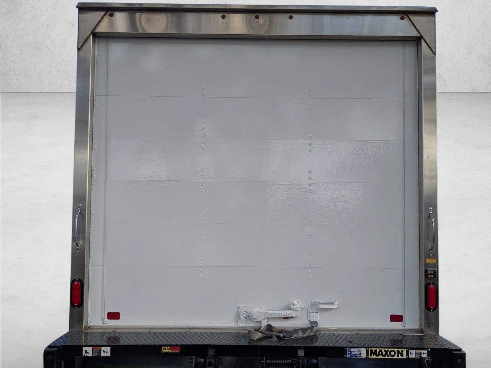 2024 Ford E-Series Cutaway Base