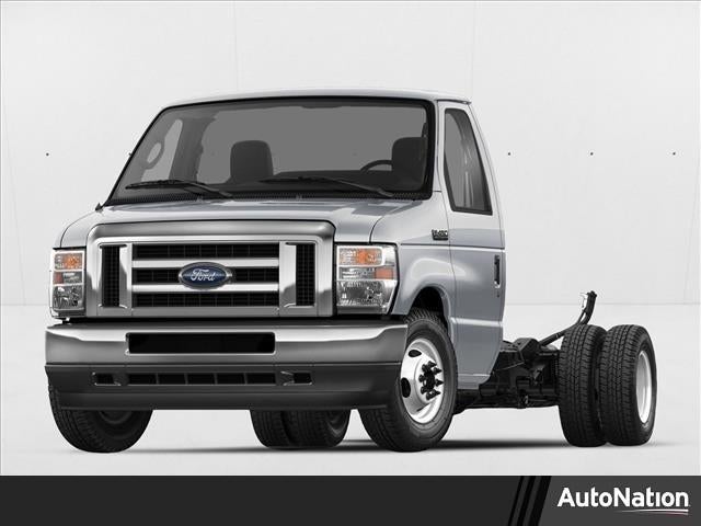 2026 Ford E-Series Cutaway Base
