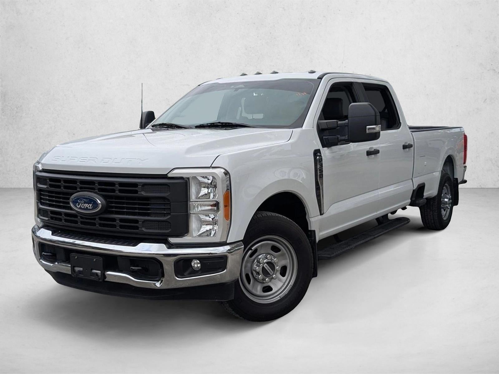 2023 Ford Super Duty F-350 SRW XL