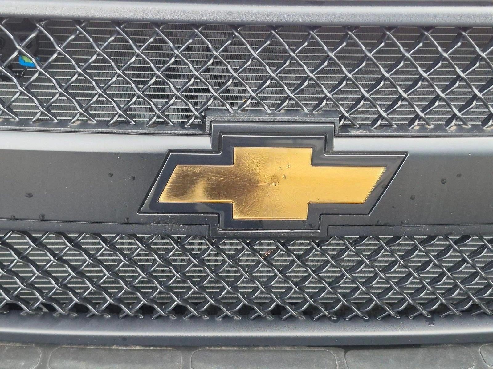 2025 Chevrolet Express Passenger 1LT