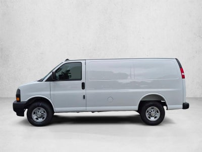 2025 Chevrolet Express Passenger 1LT