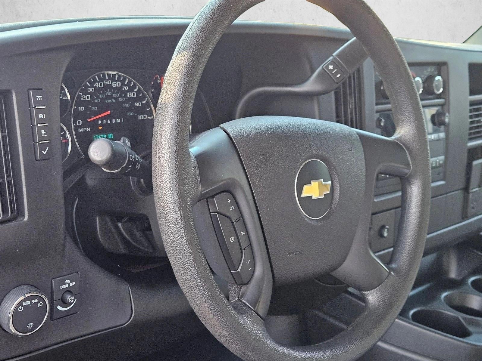 2015 Chevrolet Express Cutaway 3500 Base