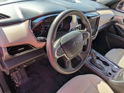 2023 Chevrolet Traverse Base