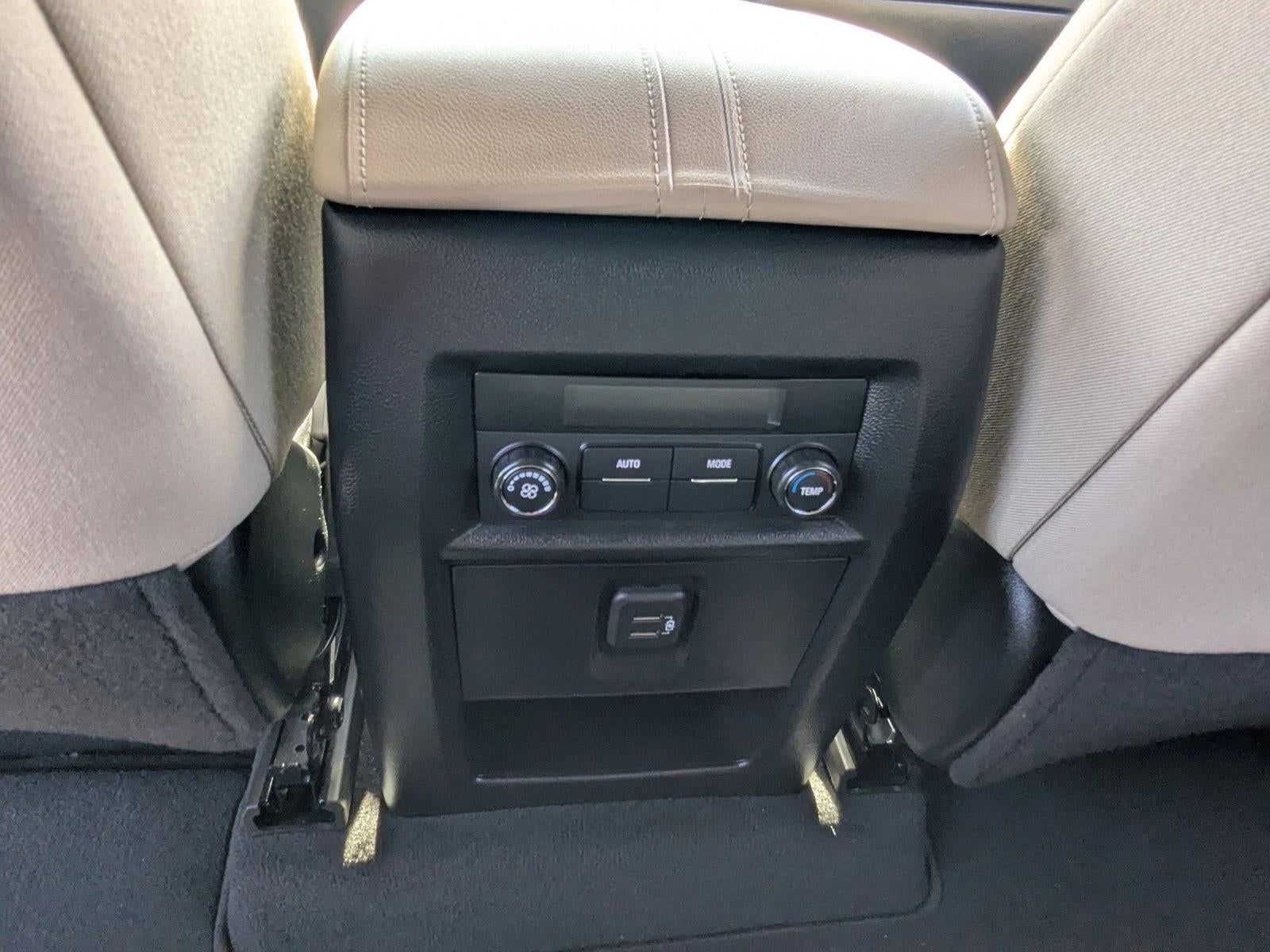 2023 Chevrolet Traverse Base