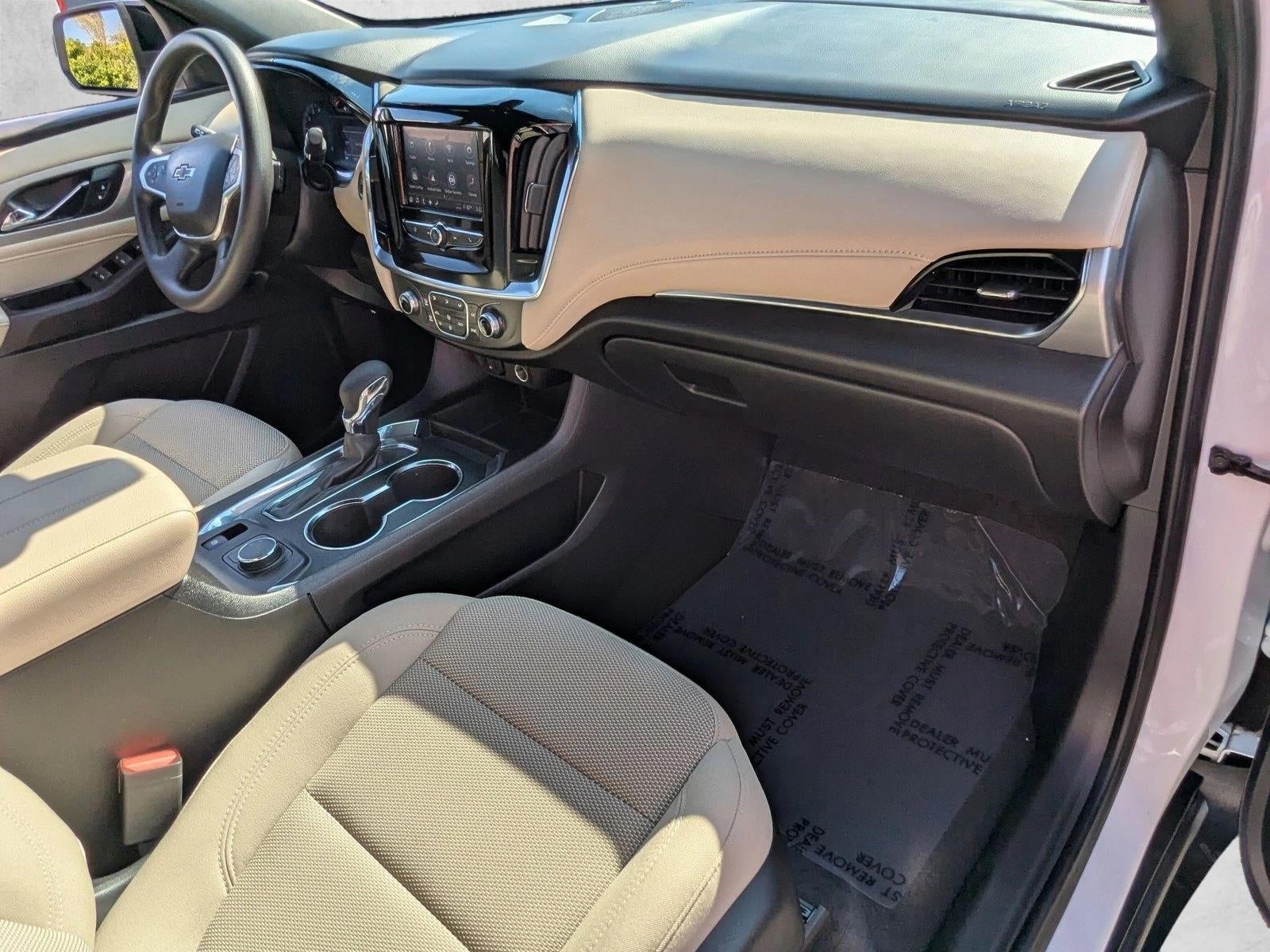 2023 Chevrolet Traverse Base