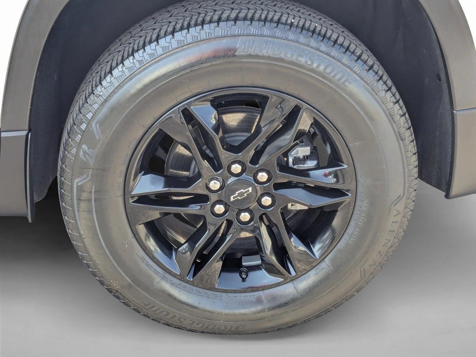 2023 Chevrolet Traverse Base