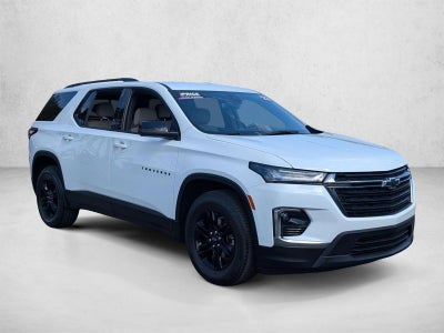 2023 Chevrolet Traverse Base