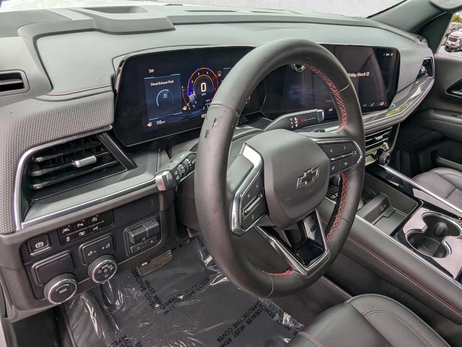 2025 Chevrolet Suburban RST