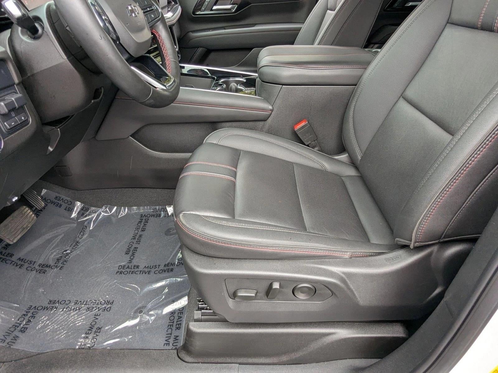 2025 Chevrolet Suburban RST