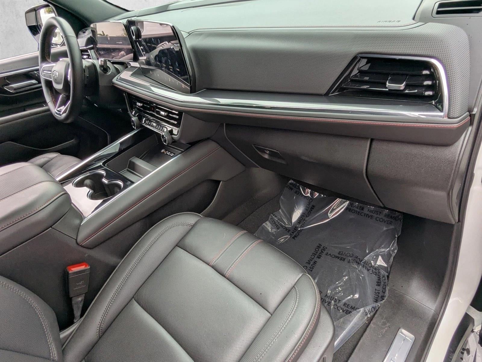 2025 Chevrolet Suburban RST