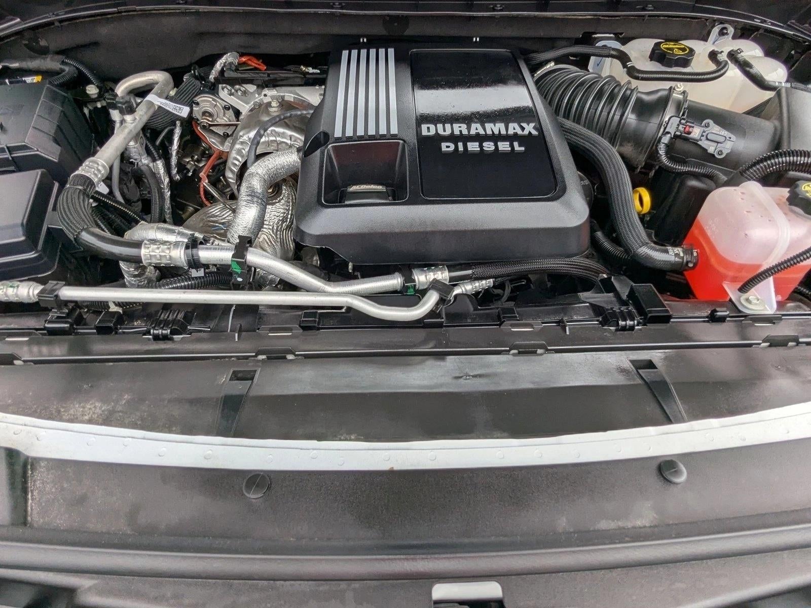 2025 Chevrolet Suburban RST