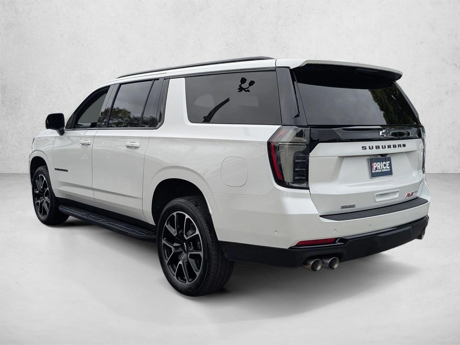 2025 Chevrolet Suburban RST