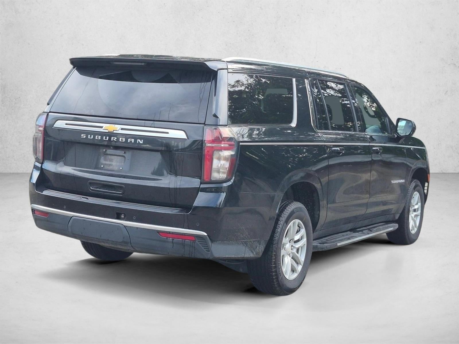 2023 Chevrolet Suburban LS