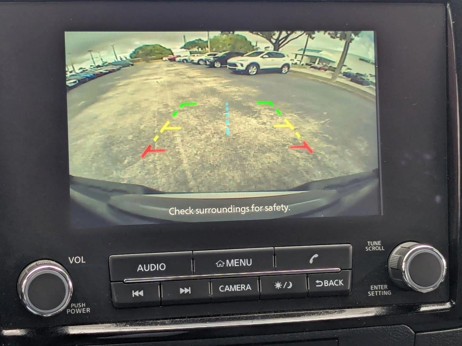 2022 Nissan Frontier Base