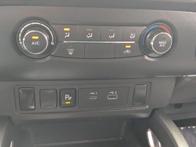 2022 Nissan Frontier Base