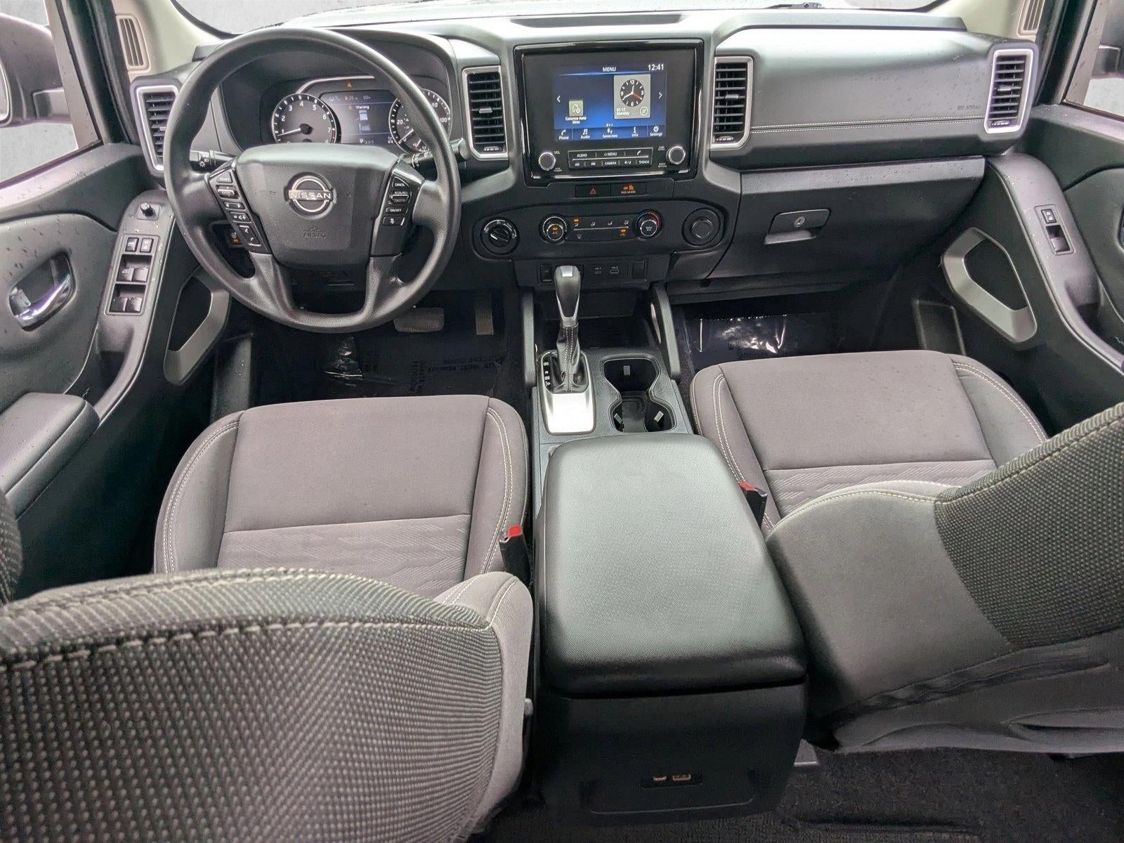 2022 Nissan Frontier Base