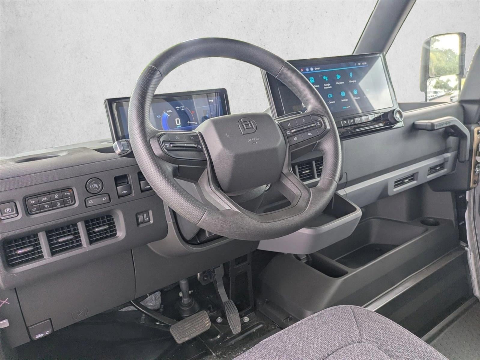 2024 BrightDrop Zevo 600 Base