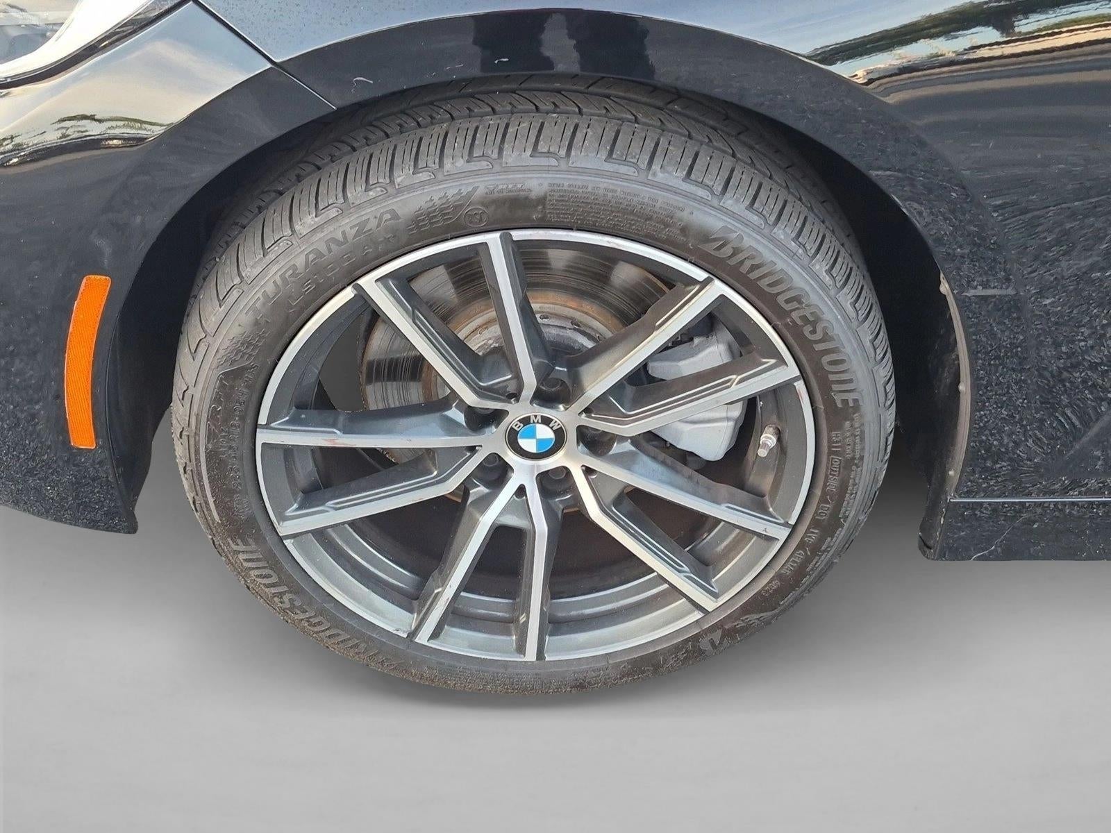 2022 BMW 330i 330i