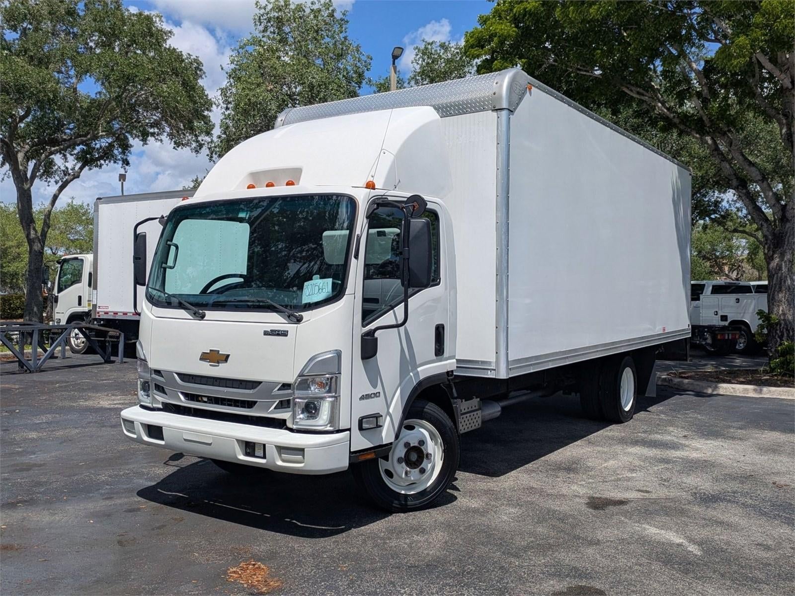 2023 Chevrolet Low Cab Forward 4500 HG 1WT