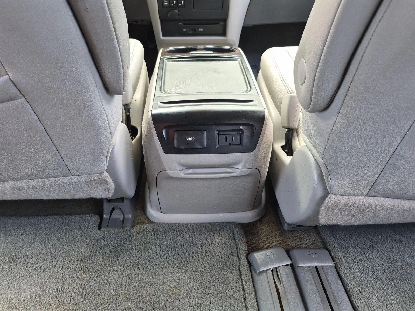 2017 Toyota Sienna XLE 8 Passenger