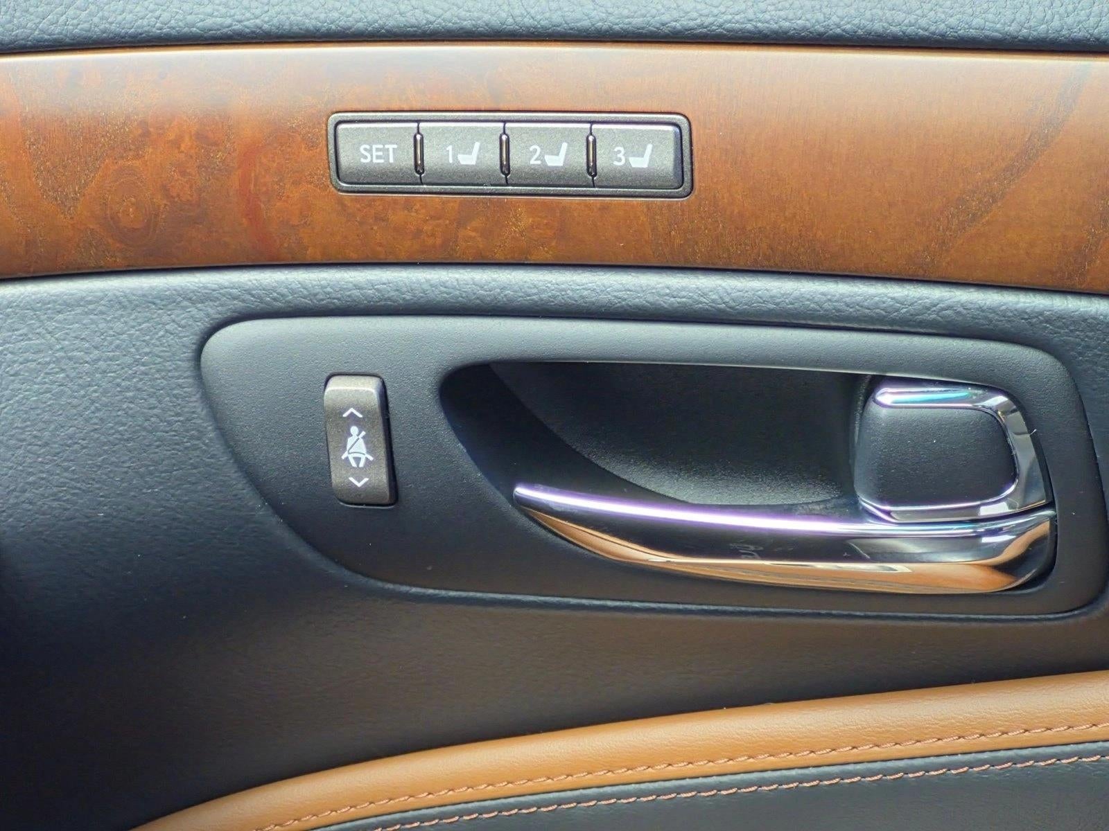 2010 Lexus LS 460 