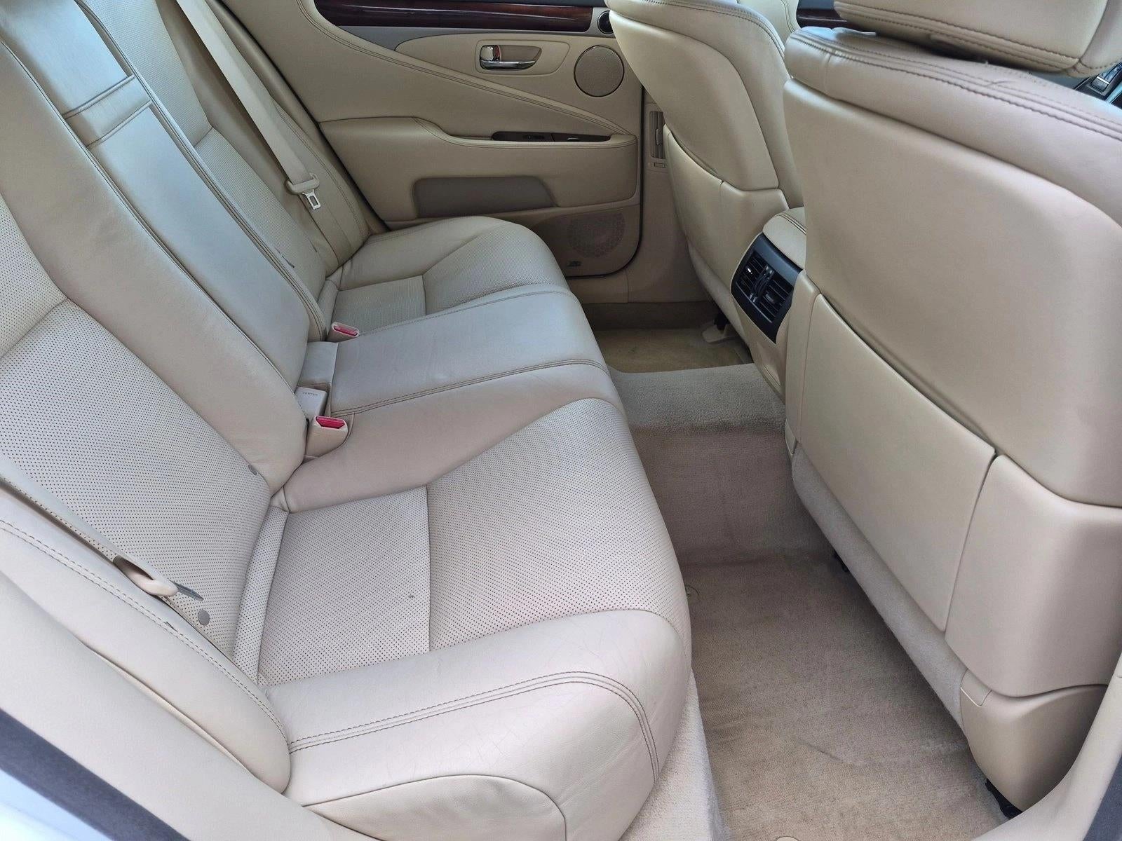 2014 Lexus LS 460 