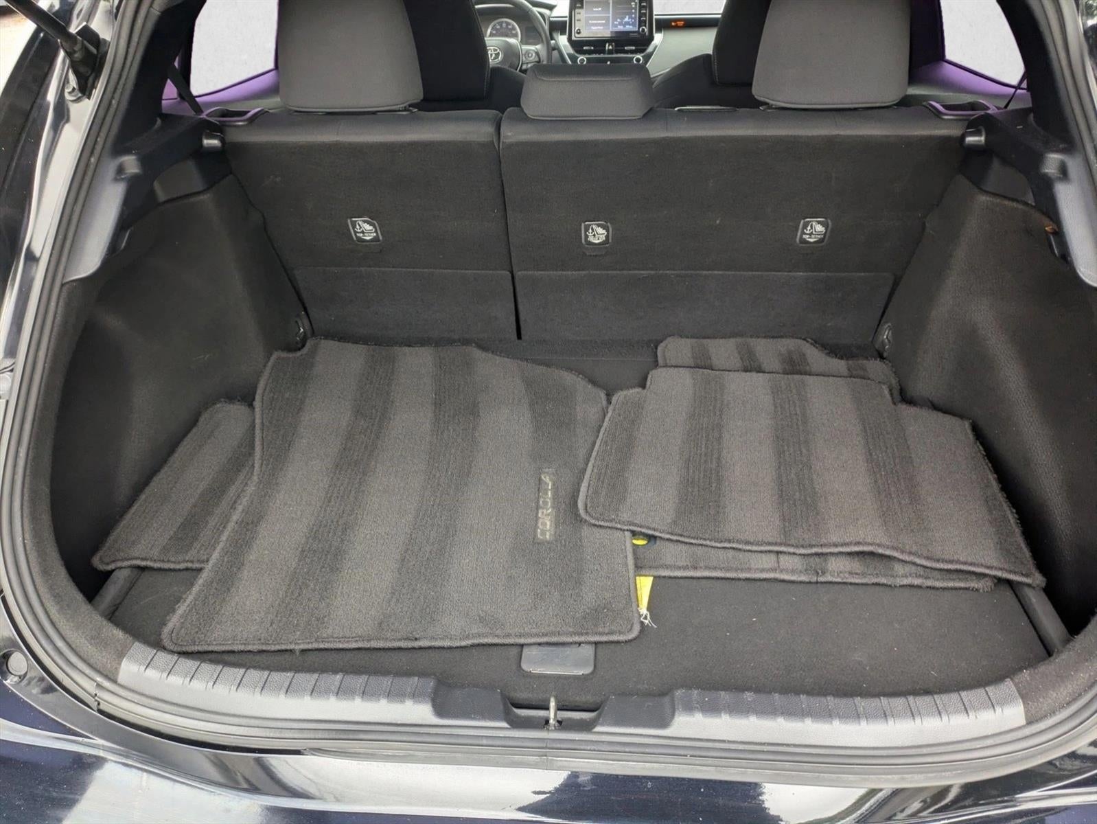 2020 Toyota Corolla Hatchback SE