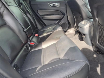 2019 Volvo XC60 T5 Momentum