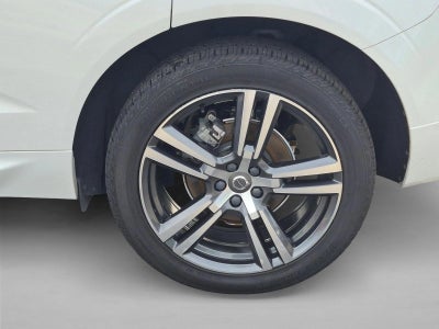 2019 Volvo XC60 T5 Momentum