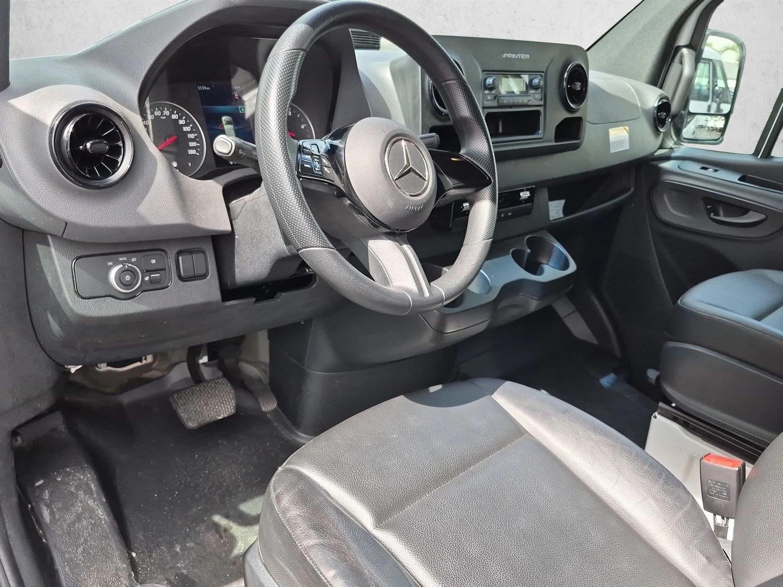 2025 Mercedes-Benz Sprinter Cargo Van Base