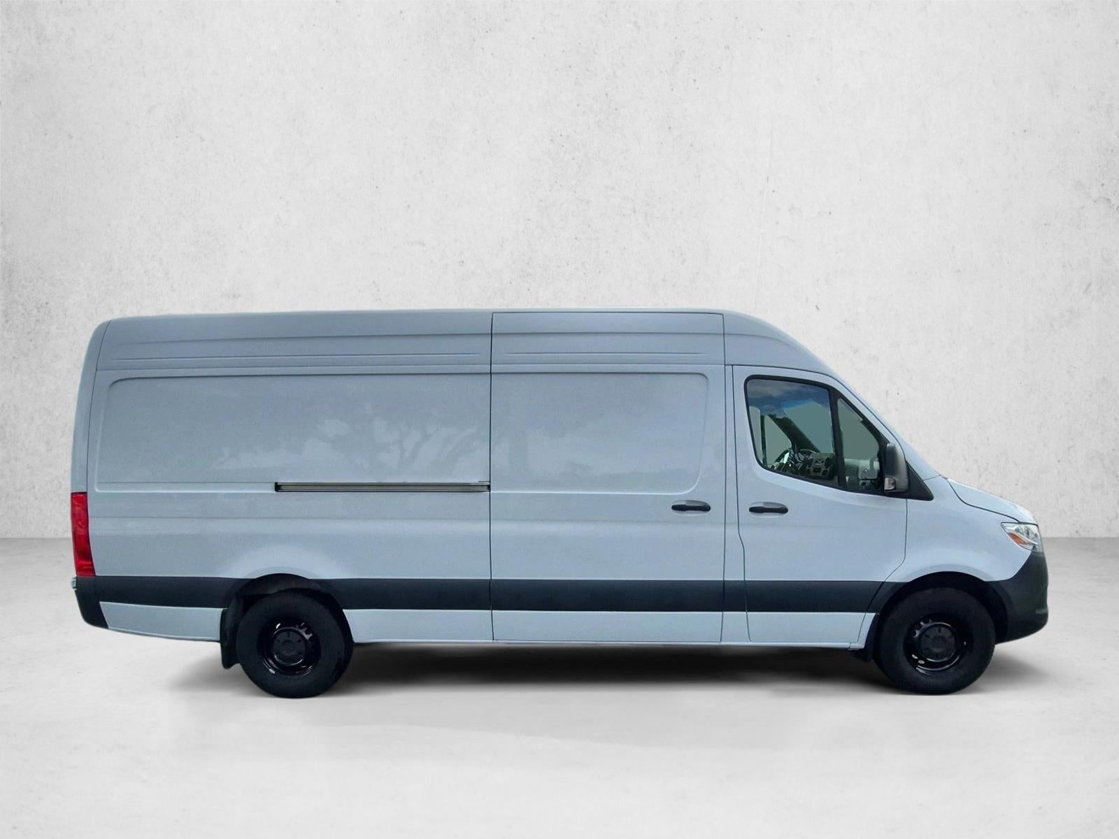 2025 Mercedes-Benz Sprinter Cargo Van Base