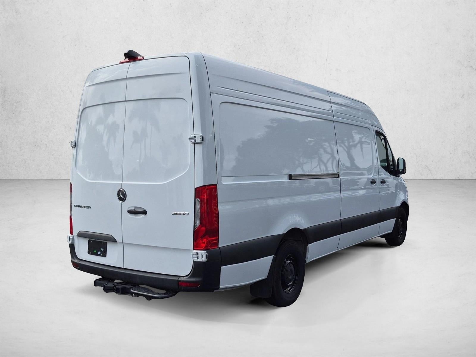 2025 Mercedes-Benz Sprinter Cargo Van Base