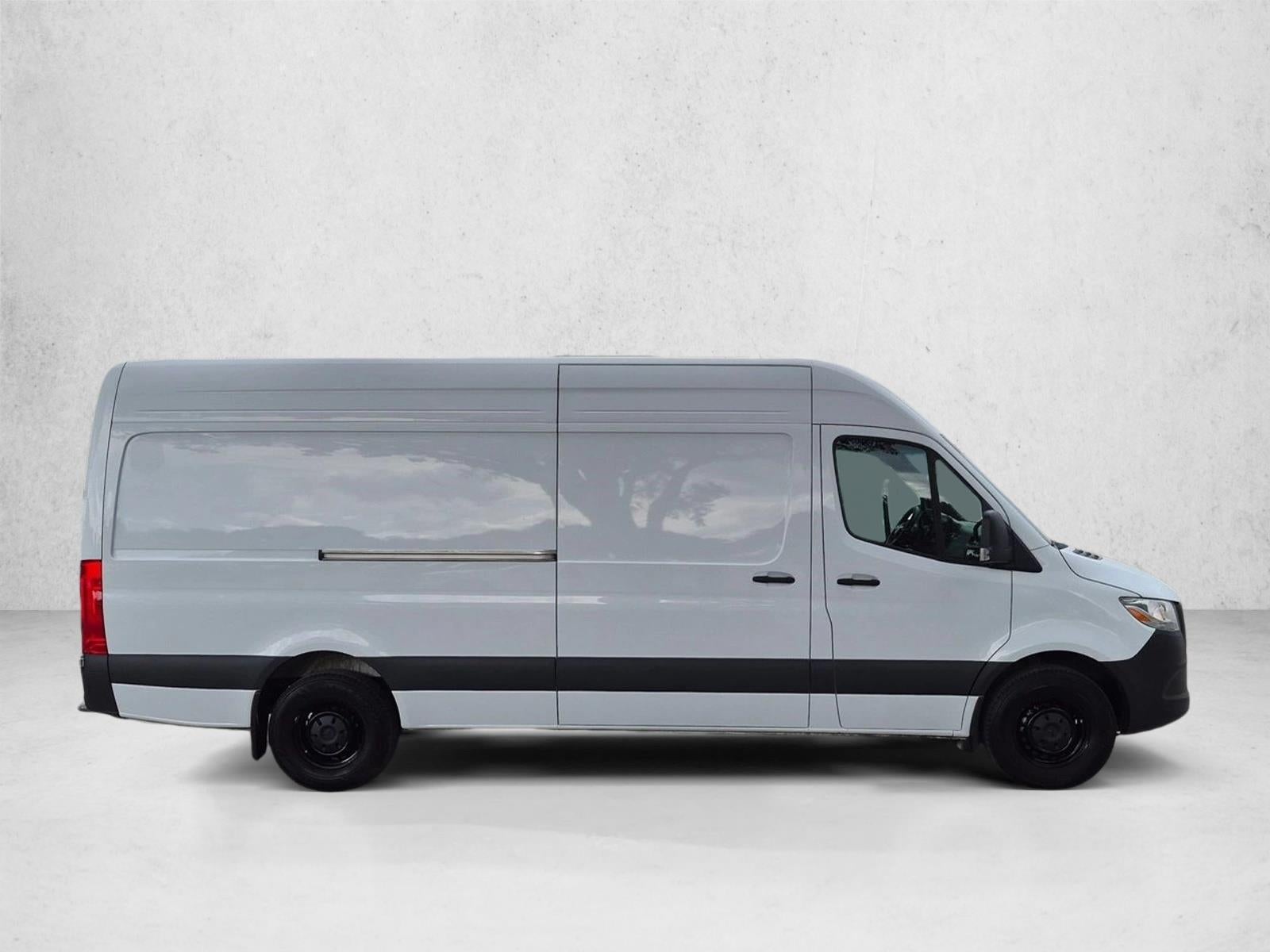2025 Mercedes-Benz Sprinter Cargo Van Base