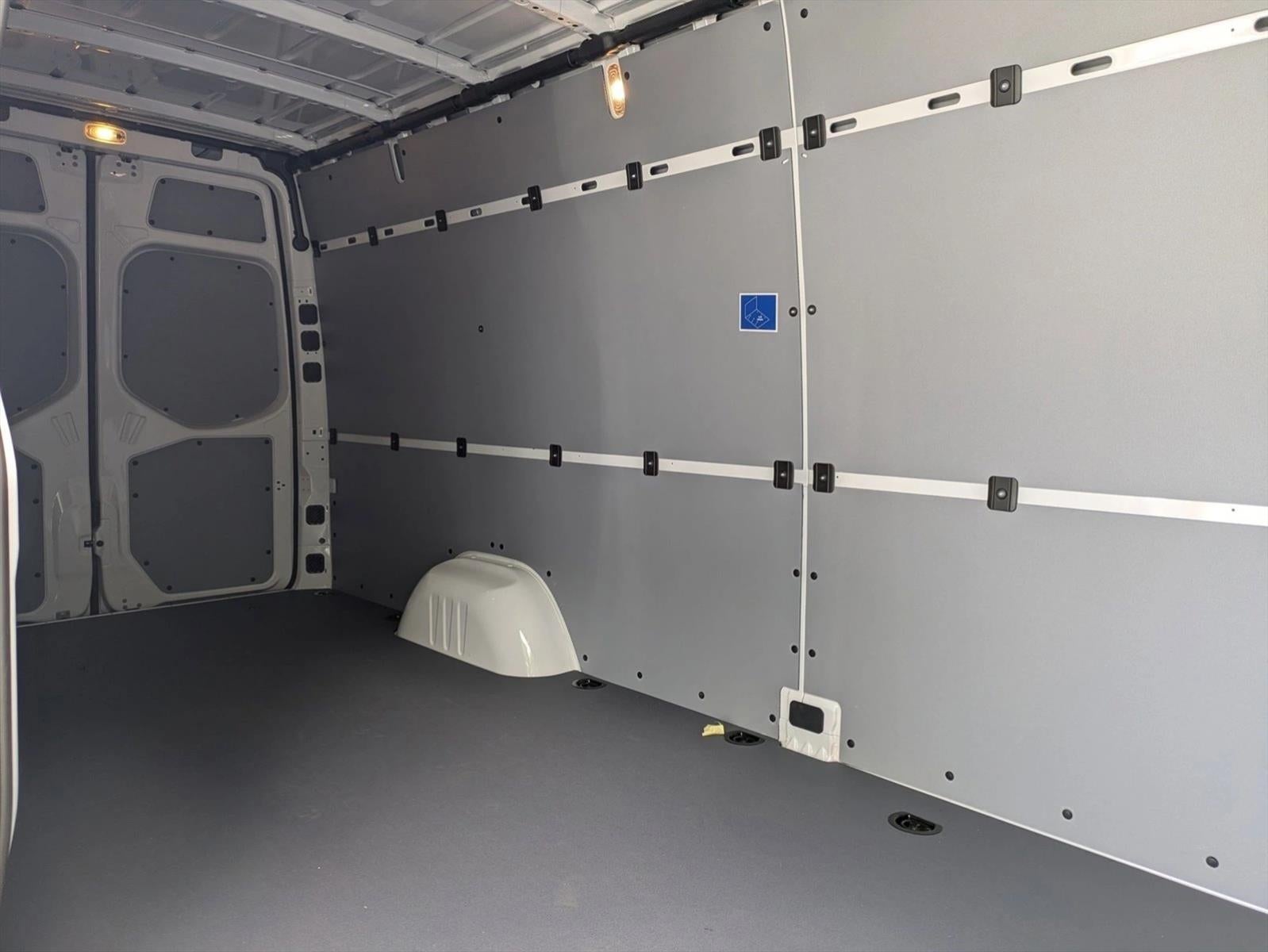 2024 Mercedes-Benz eSprinter 2500 Base