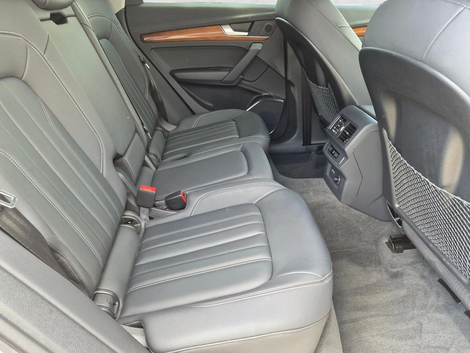 2023 Audi Q5 Premium 40 TFSI quattro S tronic