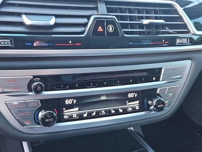 2019 BMW 750i 750i