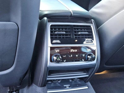 2019 BMW 750i 750i