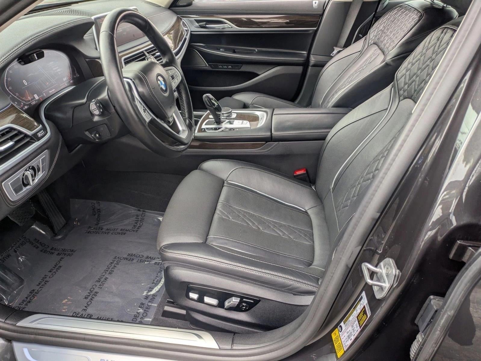 2021 BMW 740i 740i