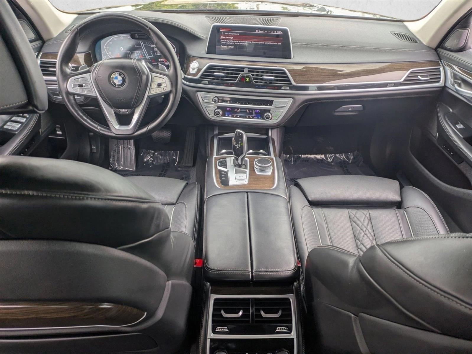 2021 BMW 740i 740i
