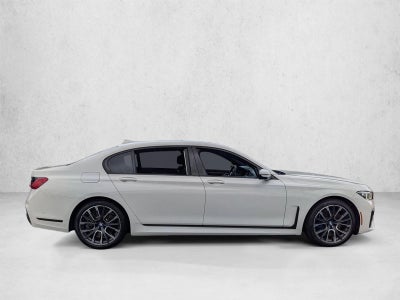 2022 BMW 750 i xDrive