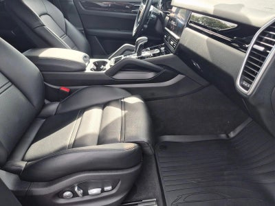 2020 Porsche Cayenne E-Hybrid E-Hybrid